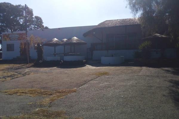 Pub &amp; Restaurant with old butchery (not working) and no equipment. Restaurant includes:  Chairs, tables, 3x retail size fridges ...