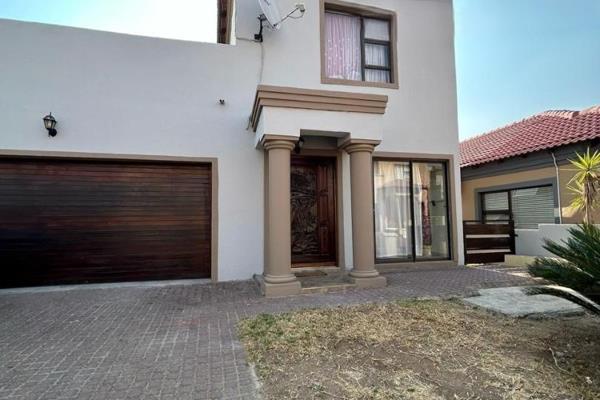 Discover this stunning 4-bedroom family home, perfectly situated in a secure estate in the heart of Midrand. The house offers 4 ...