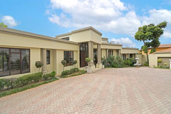 Inviting buyers from R5 450 000 asking more

Entertaining space abounds in this 4 bedroom home - luxurious receptions rooms  and ...