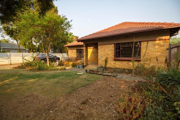 Nestled within a spacious 1012 square metre yard, this charming 3-bedroom home offers a ...