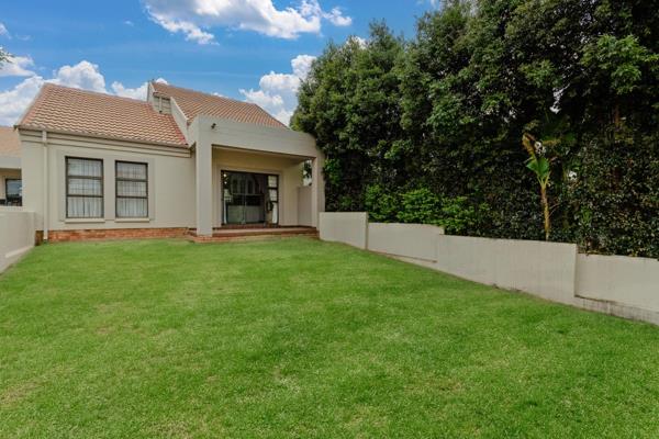 Offers from R 1 150 000.

Free standing two bedroom, two bathroom, main on-suite.

Upstairs specious loft with built in cupboards – ...