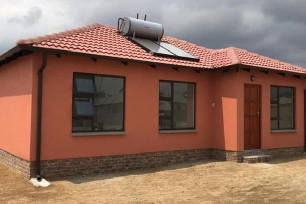 ### New Development in Crystal Park X65, Benoni!

#### Property Highlights:
- **Size:** 60/55m&#178; house on a 250m&#178; plot
- ...