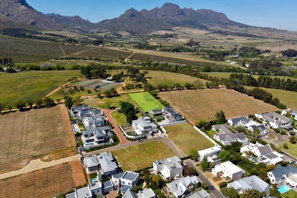 Situated in a 24-hour security estate with breathtaking views of Stellenbosch.
Close to ...