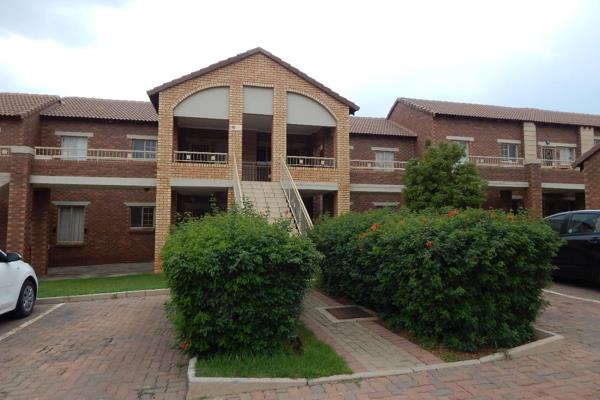 This 1st floor apartment is situated in the very sought after Mooikloof Ridge Estate. This property offers you a very nice and open ...