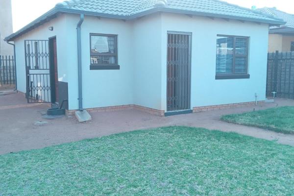 New development houses in soshanguve VV!

Do not miss out on this great opportunity. ...