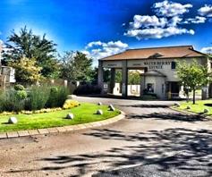 Apartment / Flat for sale in Van Der Hoff Park