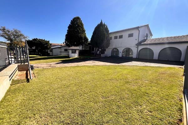 Beautiful double-story family home offers an abundance of space for luxurious living. 
The grand entrance opens into a welcoming foyer ...