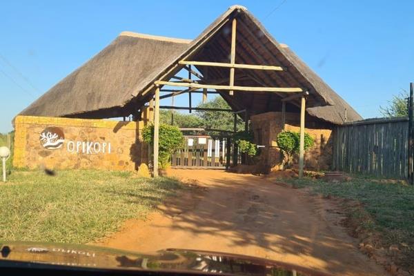 The Farm Jacobs Loop 477 / Opikopi Game Ranch

Location: Approximately 18 km from Lephalale / Ellisras, Limpopo, on the Marken ...