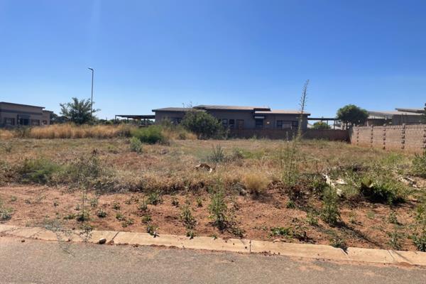 An empty stand available in a new developing area, Ext 12 Mokopane. 
This is a great opportunity, the area is 5mins drive to town ...