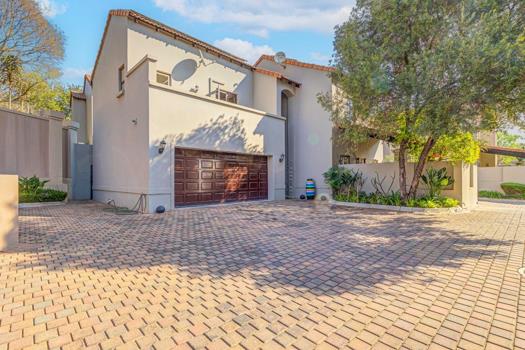 3 Bedroom House for sale in Dainfern Golf Estate