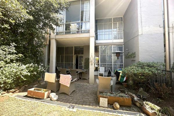 Entrance hall, lounge, dining room, leading onto covered patio overlooking the garden
Kitchen with granite tops and space for ...