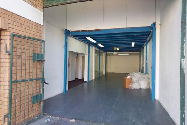 317 Sqm Warehouse / Factory available for Sale – Montague Gardens.
This property is ...