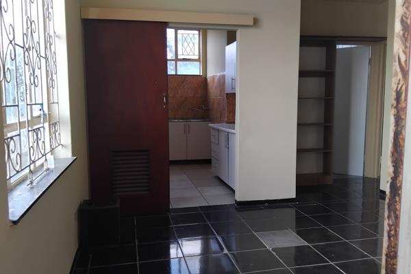 Spacious and neat 1.5 bedroom for rent in Carrington Heights 

If you looking for a ...