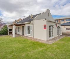 House for sale in Paarl Central