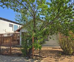 House for sale in Mmabatho Unit 8