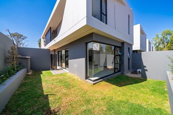 MODERN, LUXURIOUS AND SPACIOUS 3-BED TOWNHOUSE IN BRYANSTON

NO LOADSHEDDING: Included 8kva inverter, lithium battery and 6 solo ...