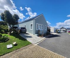 House for sale in Sandbaai