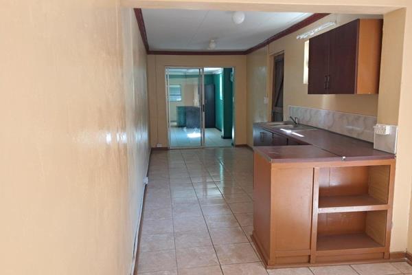 FLAT  boast a good-sized living area , one bedroom ,kitchenette and bathroom with ...