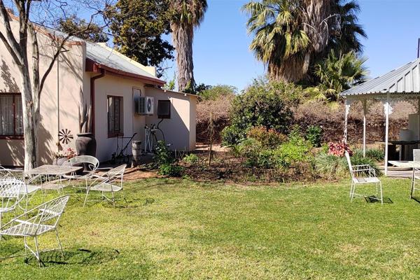 Escape the hustle and bustle of city life and immerse yourself in the tranquil beauty of Keimoes, Northern Cape. This charming cottage ...