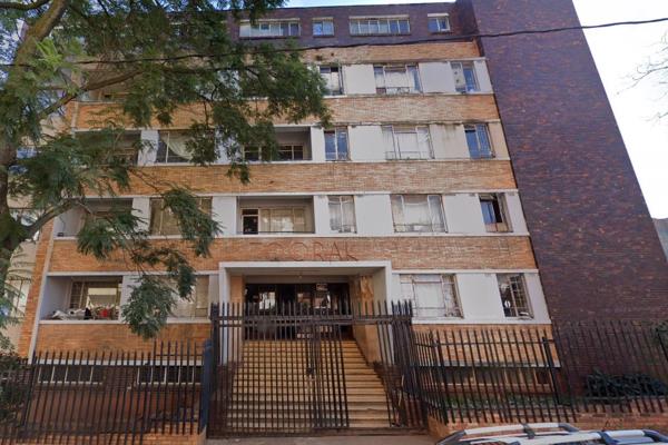 Experience exceptional value with this generously sized bachelor flat in the highly ...