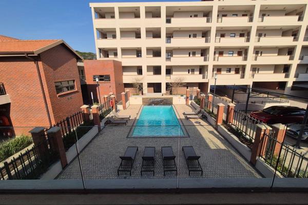 Fine Home Pearl presents to you a spacious two bedroom and two bathroom apartment in the heart of Umhlanga. This building has excellent ...