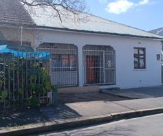 House for sale in Paarl Central