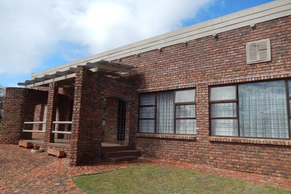 Exclusive sole mandate.

This 2 bedroom north facing home is situated in Hartenbos ...