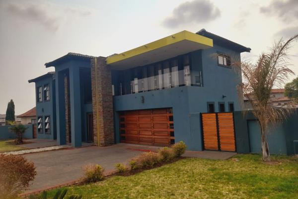 7-Bedroom house in Savannah Country Estate for Sale - R7 000 000. Welcome to your dream home in the prestigious security ...