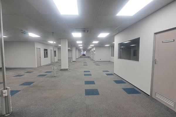 Prime Commercial at 10 Berne, Spartan – Training 

700sqm Modern Office Spartan – Ideal ...