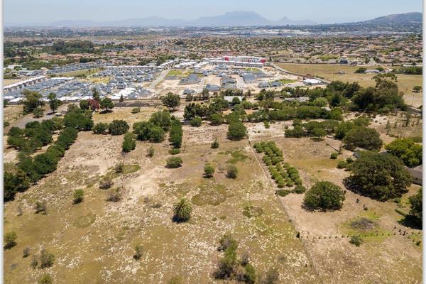 As surrounding Erf&#39;s of this farm have been developed into mixed residential housing, perfect for investors/developers to to do the ...