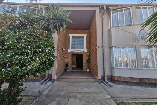 2 Bedroom Apartment / Flat for sale in Rustenburg Central