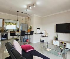 Apartment / Flat for sale in Claremont