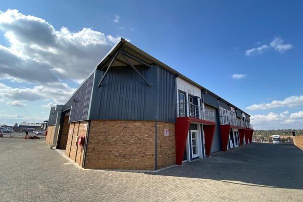 This neat mini Industrial warehouse in the secure Proton Industrial Park, Chloorkop is ...