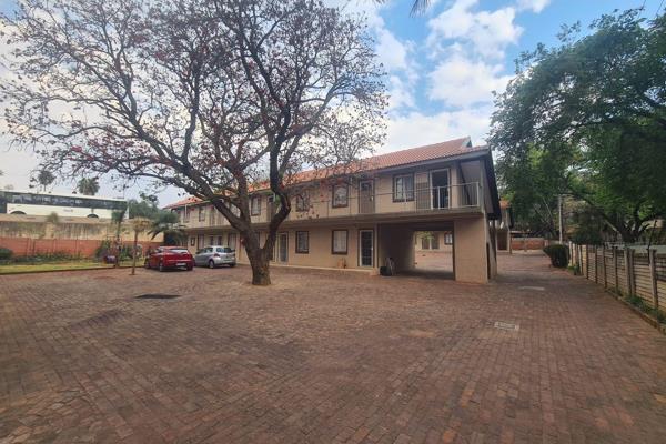 **Charming 0.5 Bedroom Apartment To Let in Capital Park, Pretoria**

Discover your new home in the heart of Capital Park, Pretoria ...