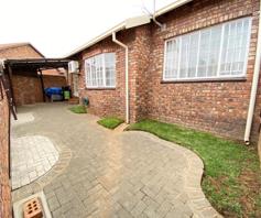 House for sale in Uitsig