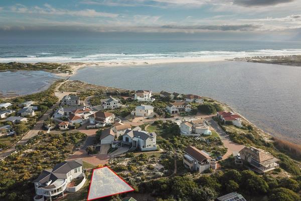 SOLD - Sandown Bay Estate offers a unique waterside living experience on the Bot River mouth. Only 15 minutes to Hermanus. Must be seen ...