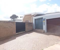 House for sale in Uitenhage Central