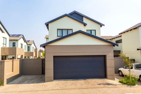 Private free standing 3 bedroom duplex for sale in Broadacres, Ceadar Avenue. This ...