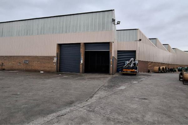 If you need serious space for your business, this massive 3,742m&#178; warehouse in ...