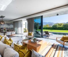 House for sale in Constantia