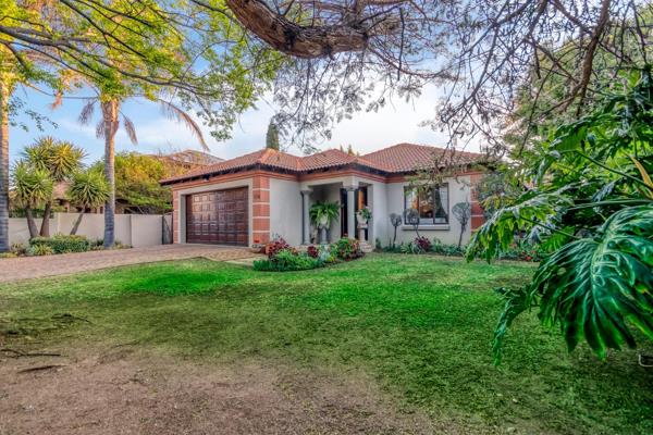 In the prestigious Meadow Heights Estate in Moreletapark, Pretoria, this charming house ...