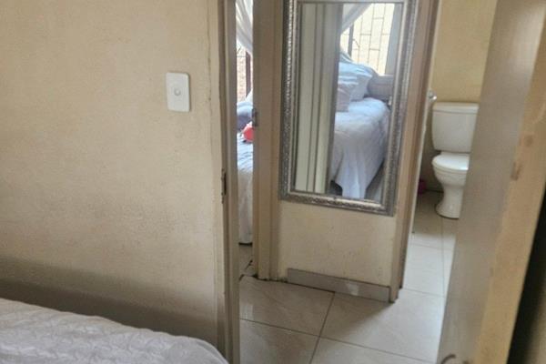 The property is well situated in Soshanguve with easy access to major routes. 

The home has inviting wall feature outside with a ...