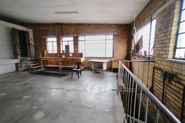 Commercial/Retail Property to Rent in Benoni Central

• 200m&#178; (With a ground floor and mezzanine).
• available immediately

31 ...