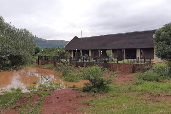 This exceptionally well developed farm and lodge is on the market. Opportunities like this is very rare. 

The property consists of ...