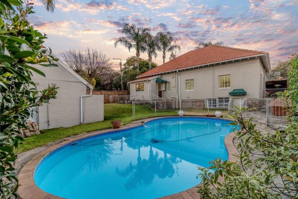 Inviting offer from R2 199 million, seller asking R2 250 million
Nestled behind high walls for privacy and security, it offers the ...