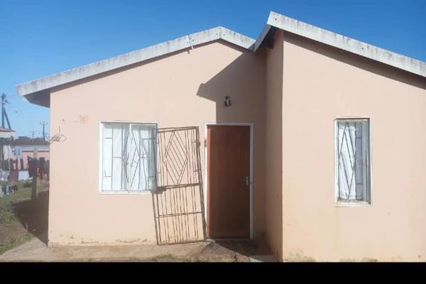 Simphiwe Molefi Properties introduces to the market this stunning property in the ...