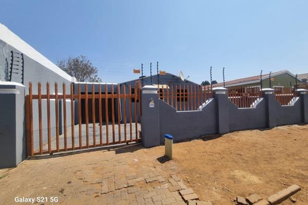 Welcome to your new home in the vibrant community of Eldorado Park!  This charming three-bedroom house offers a perfect blend of ...