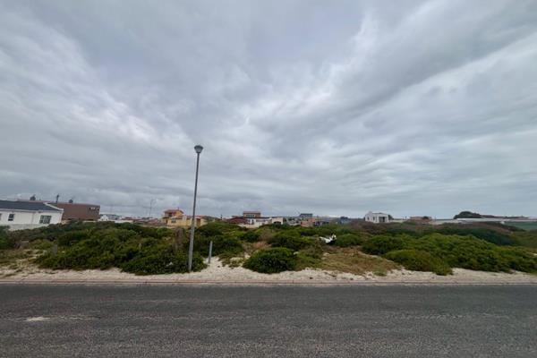 Situated just across the road from the serene Langebaan Lagoon, this expansive erf ...