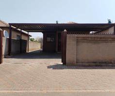 House for sale in Soshanguve VV