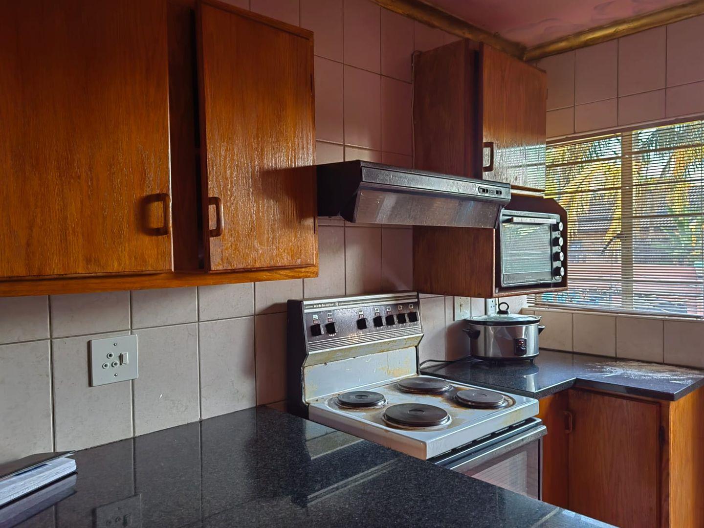 2 Bedroom Apartment / flat for sale in The Orchards - P24-114984558